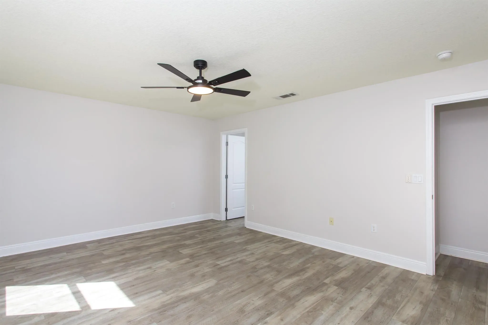 6229 Flash Lane