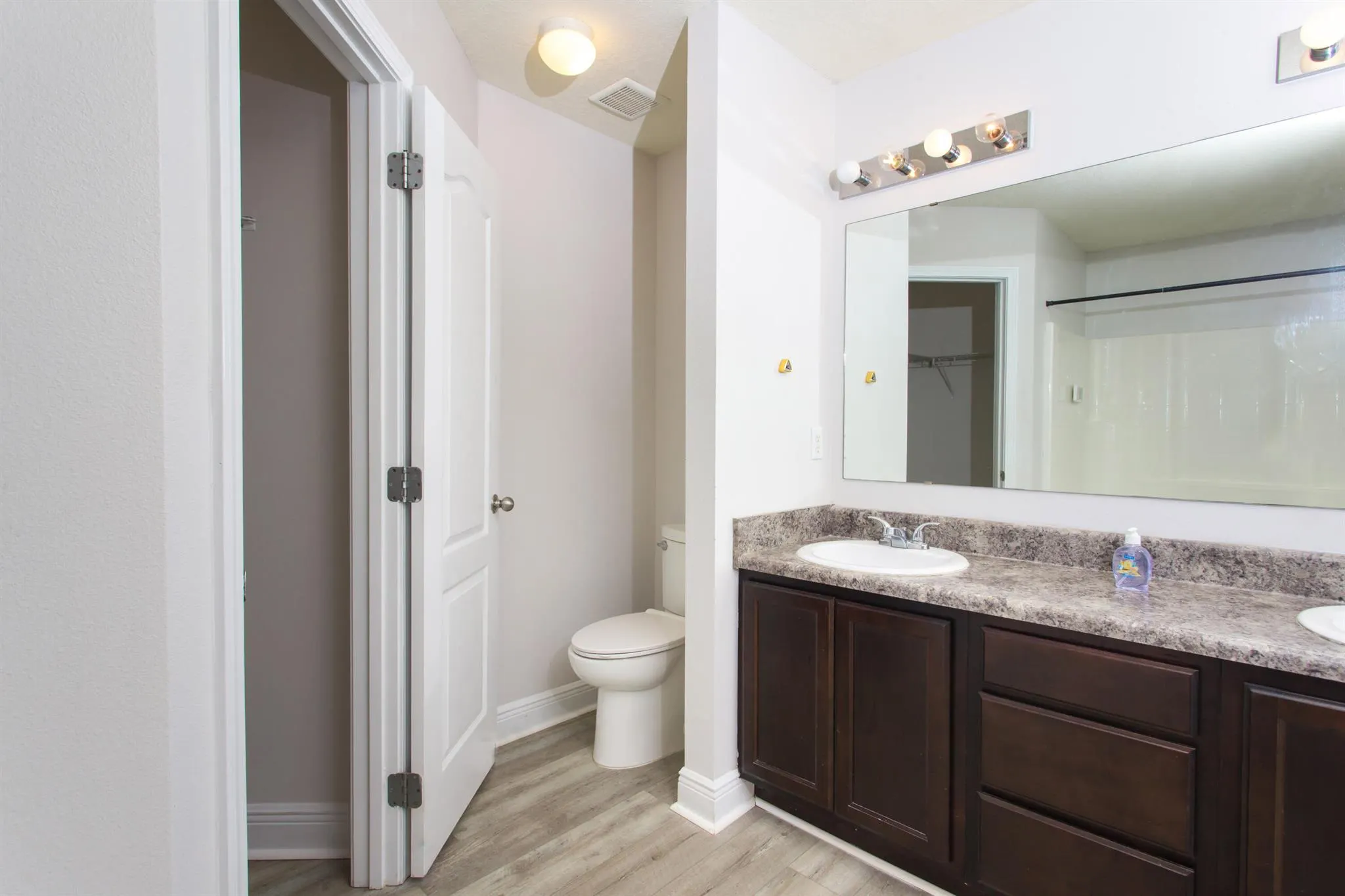 6229 Flash Lane