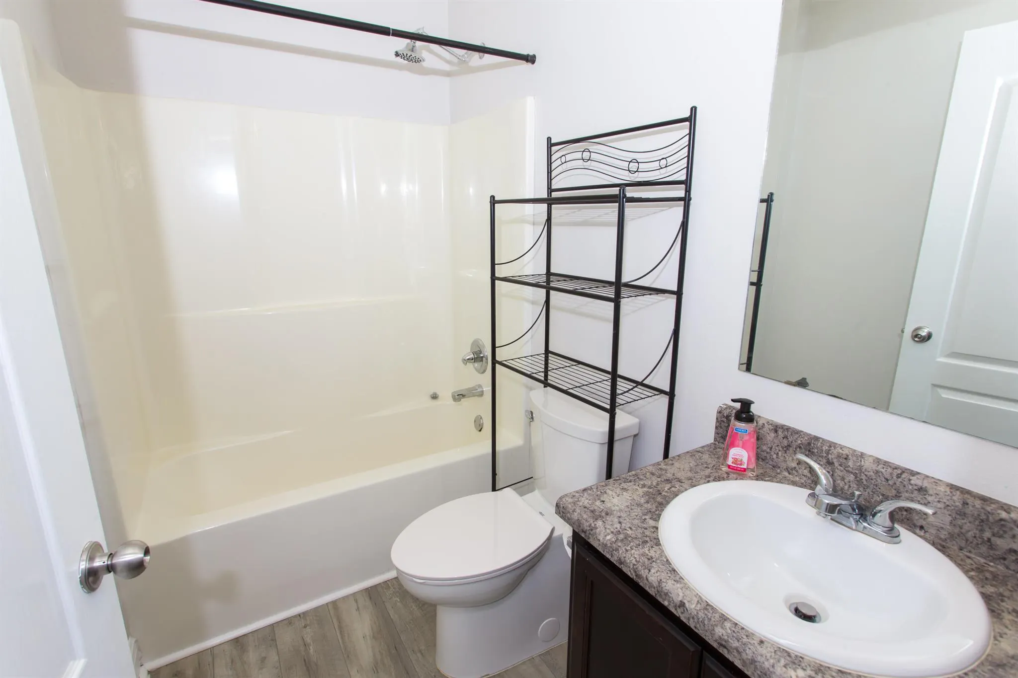6229 Flash Lane