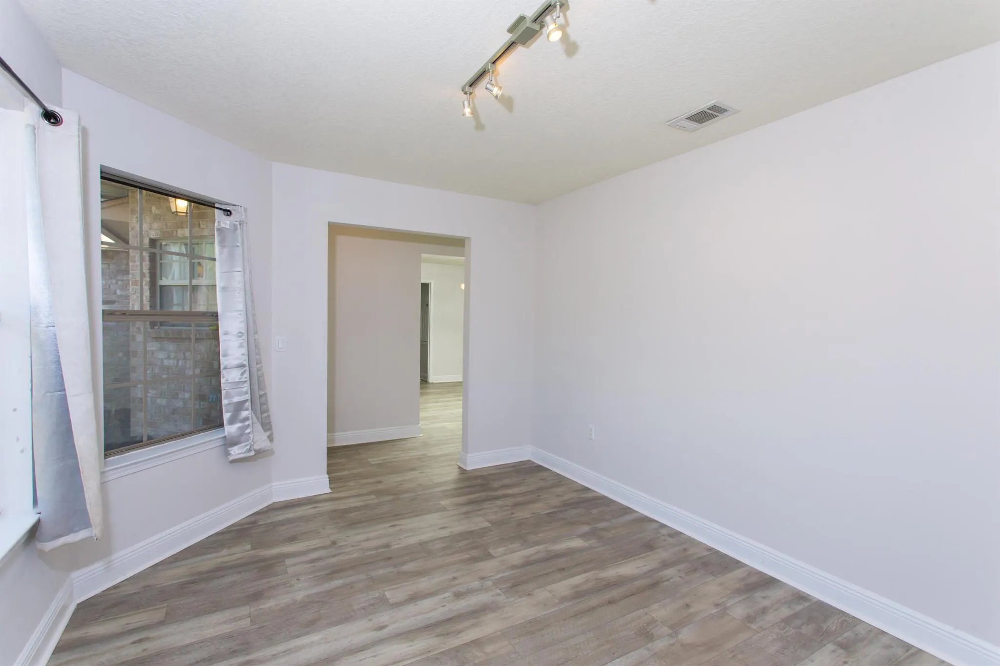 6229 Flash Lane