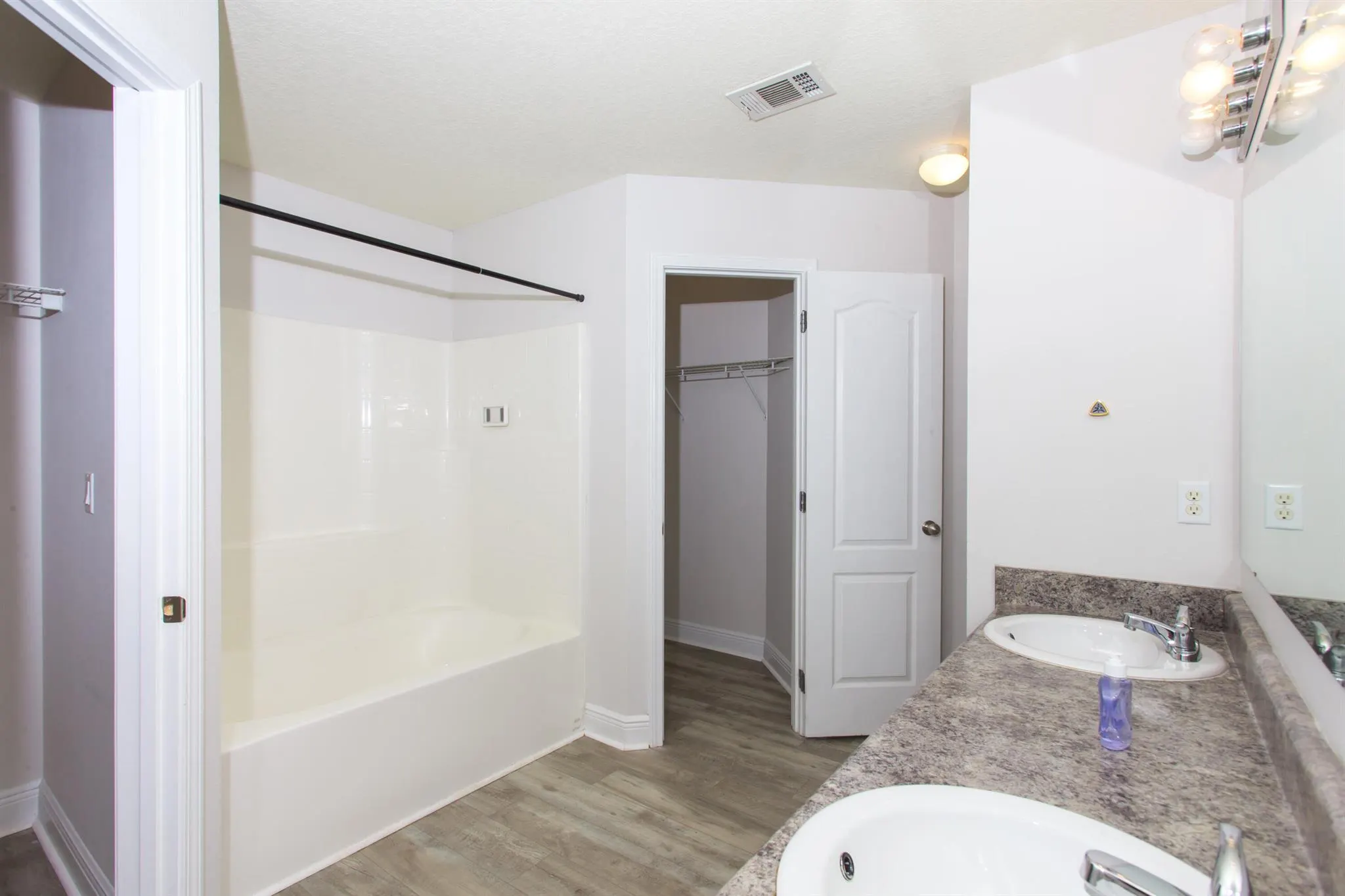 6229 Flash Lane