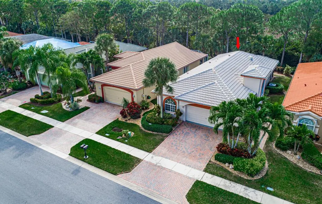 8204 Brindisi Lane