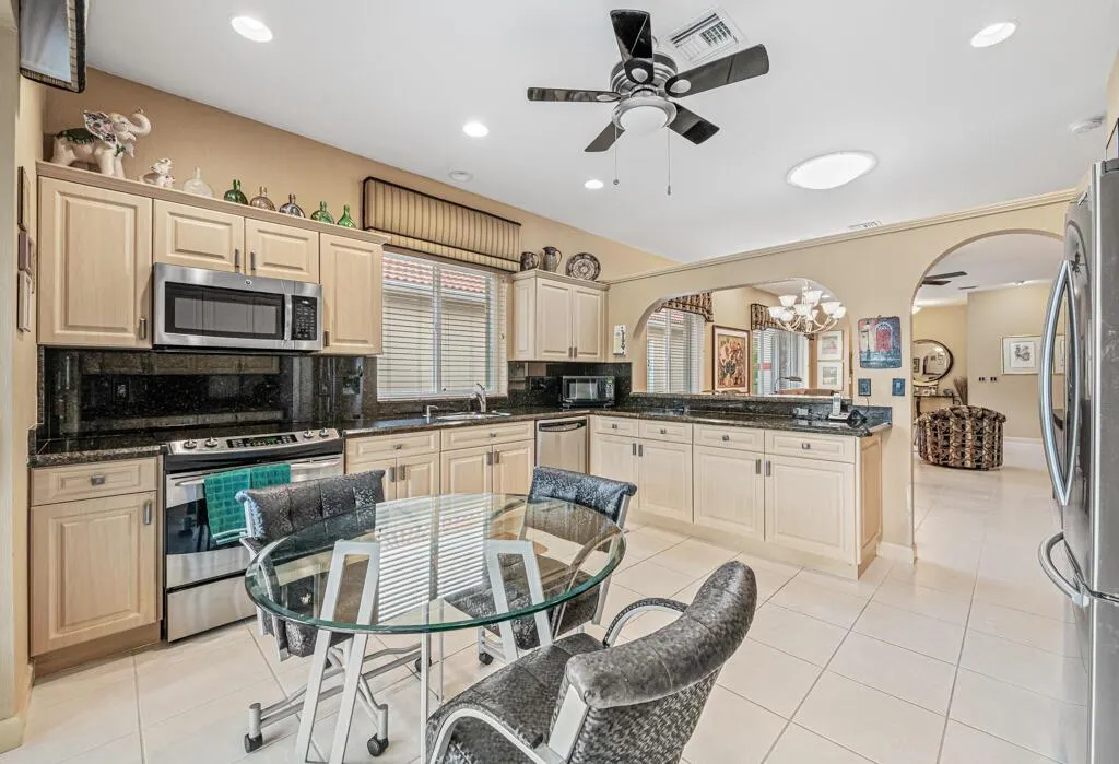 8204 Brindisi Lane