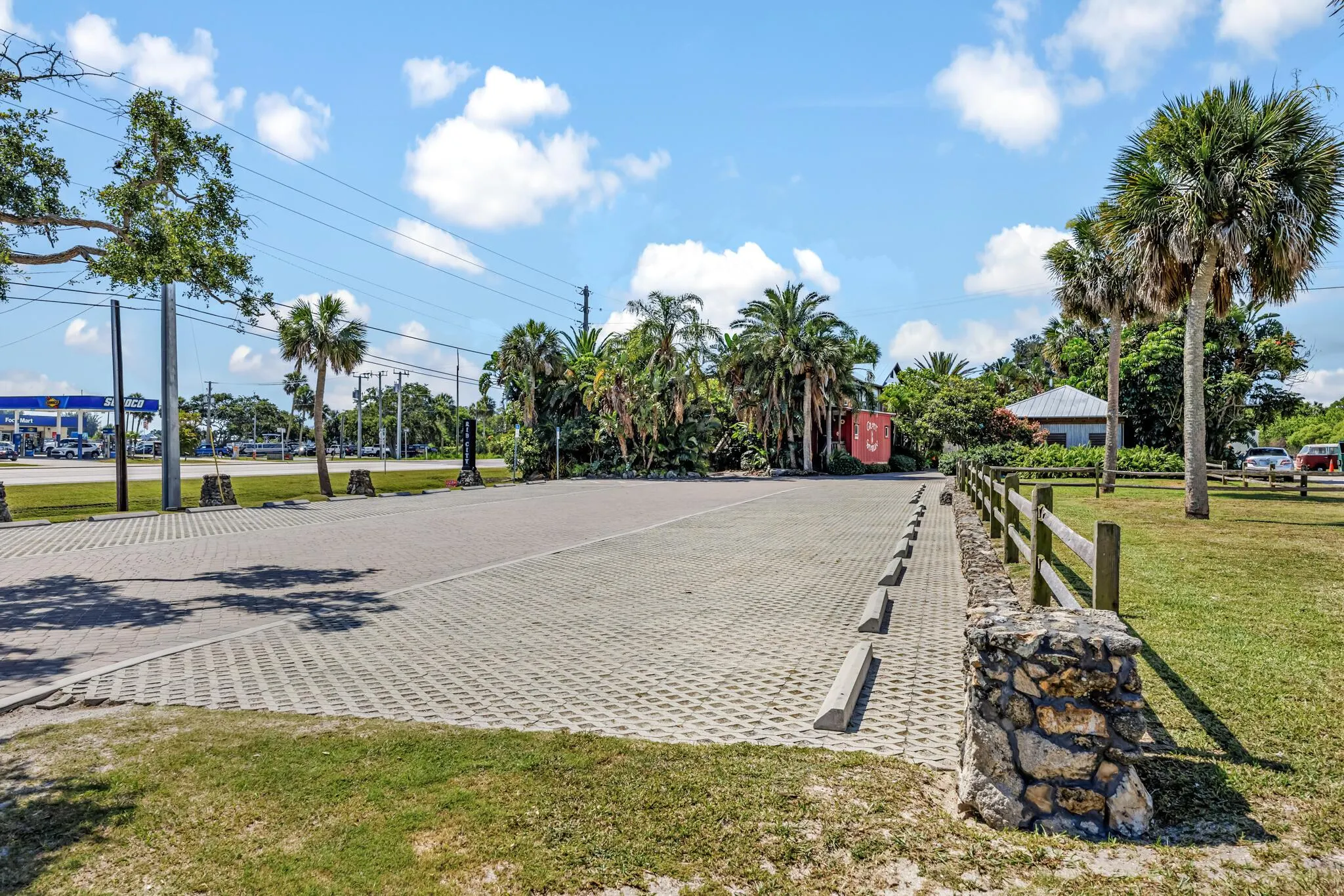 5390 Highway 1