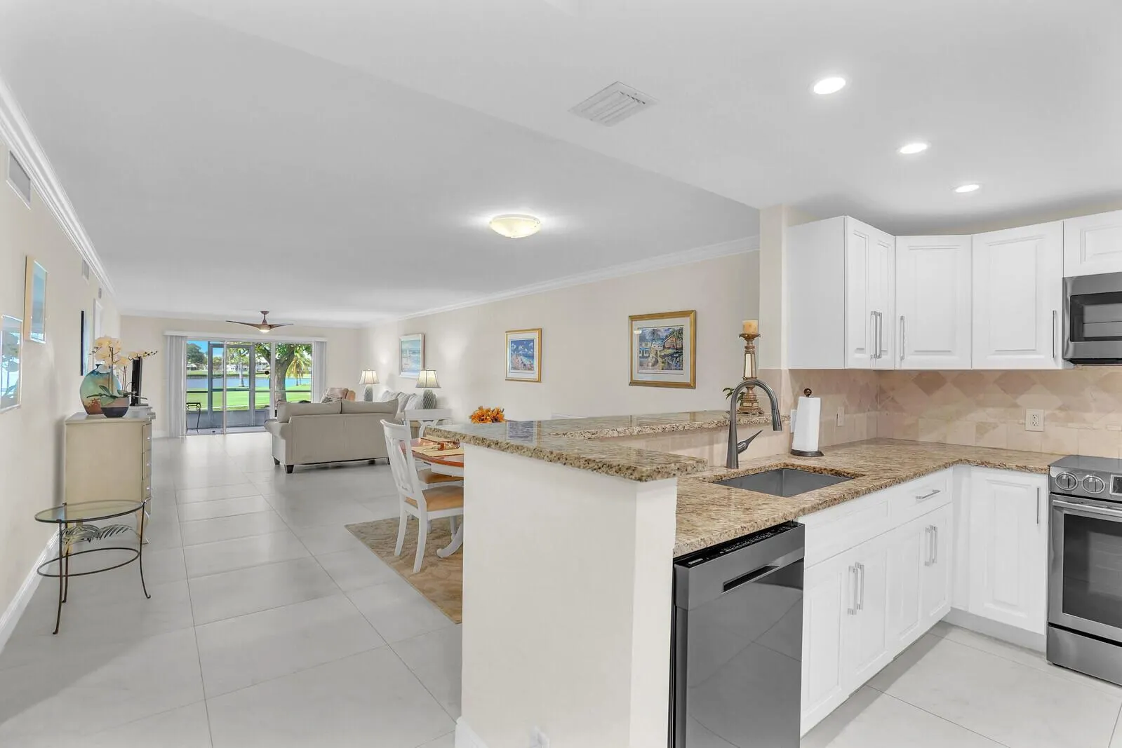 250 John F Kennedy Drive, #101
