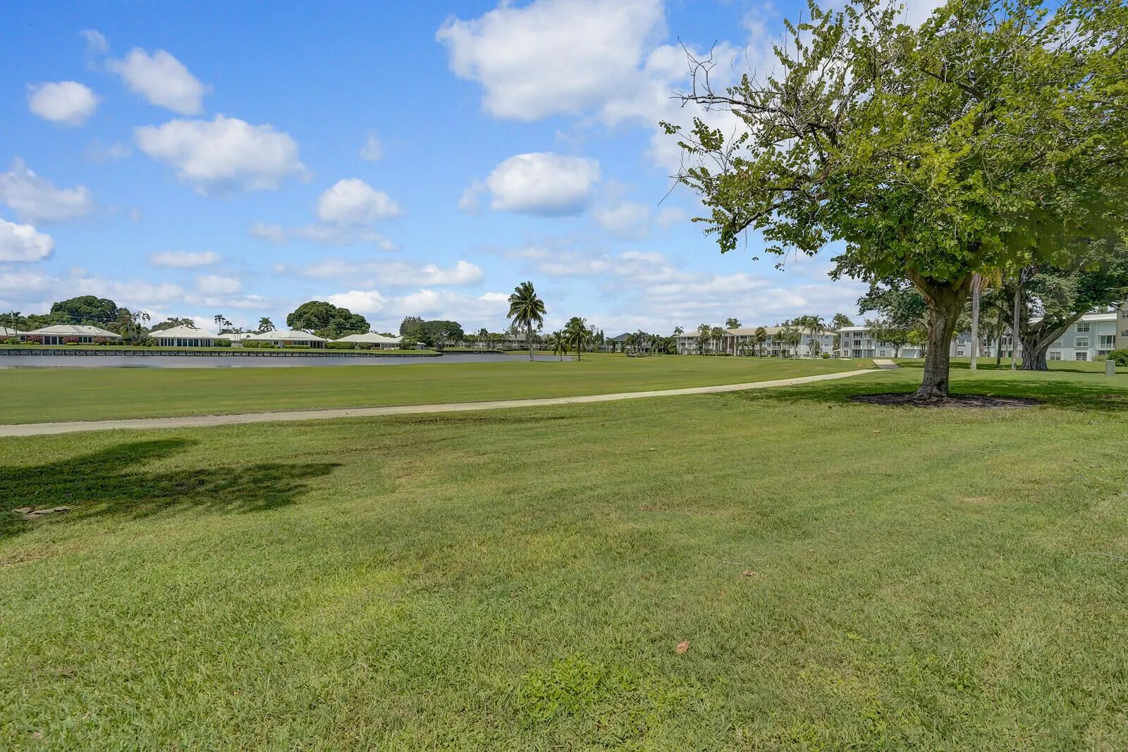 250 John F Kennedy Drive, #101