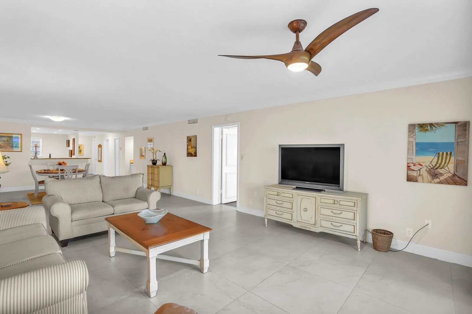 250 John F Kennedy Drive, #101