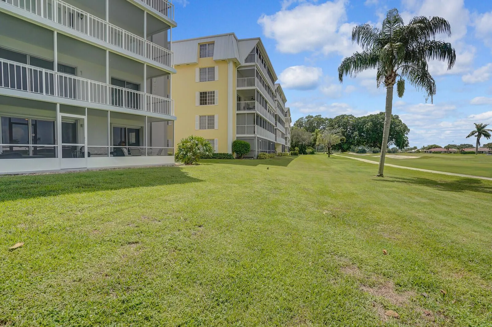 250 John F Kennedy Drive, #101