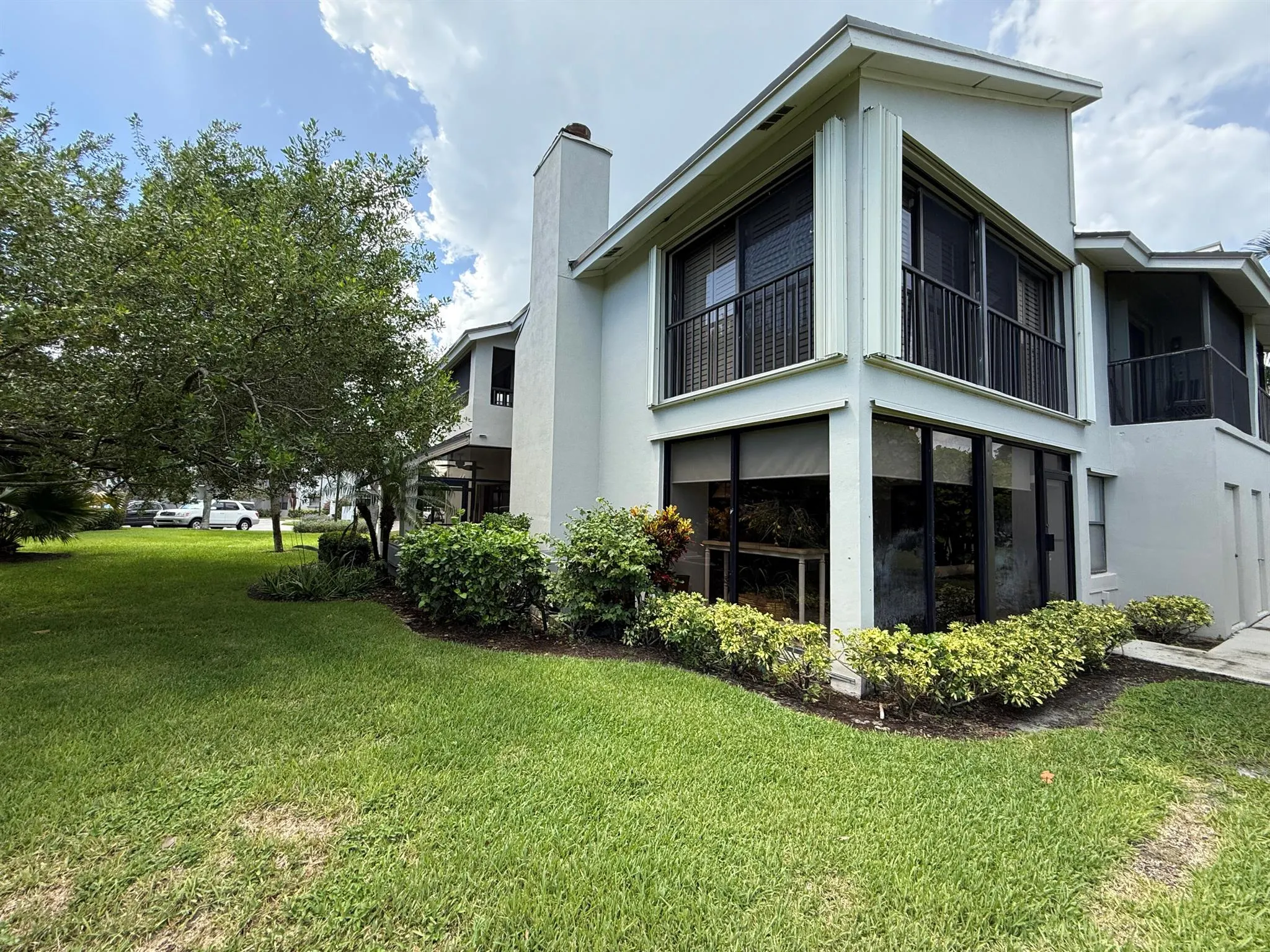 401 Clubhouse Circle, #401a