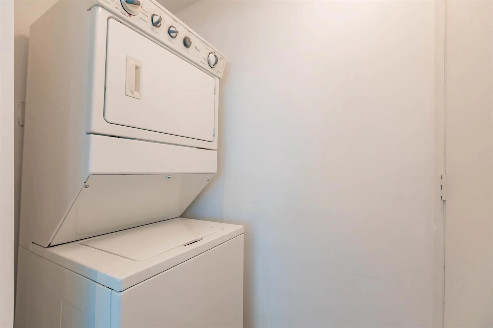 244 Biscayne Boulevard, #1008