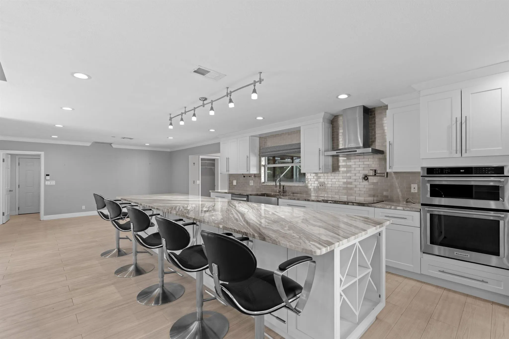 1431 Rudder Cove