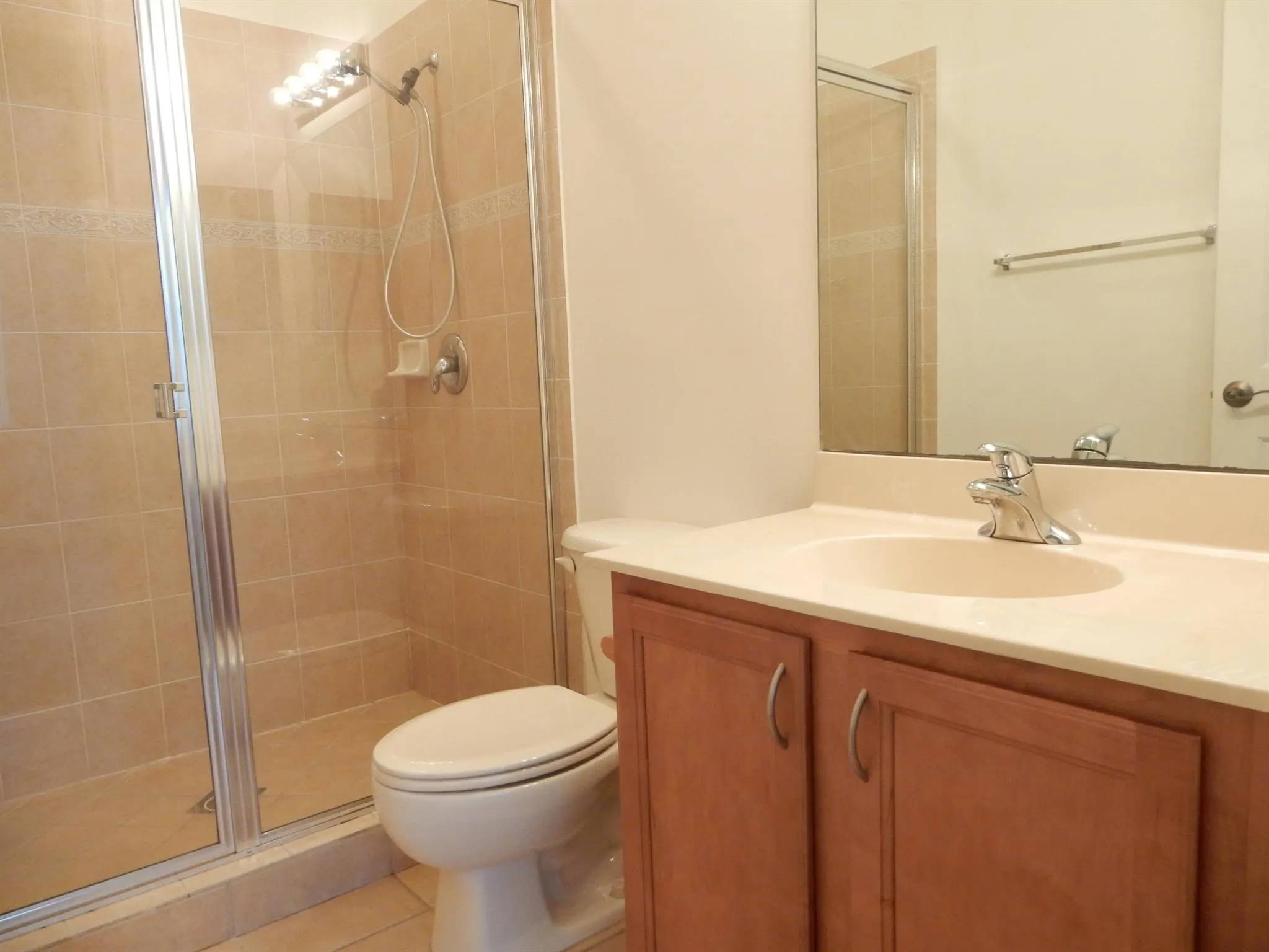 540 Amador Lane, #7