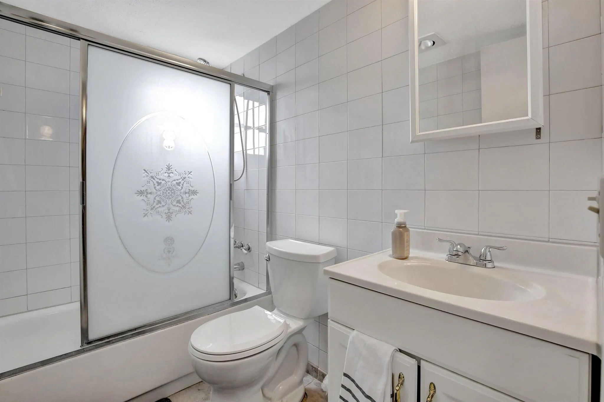 1750 Jefferson Street, #305