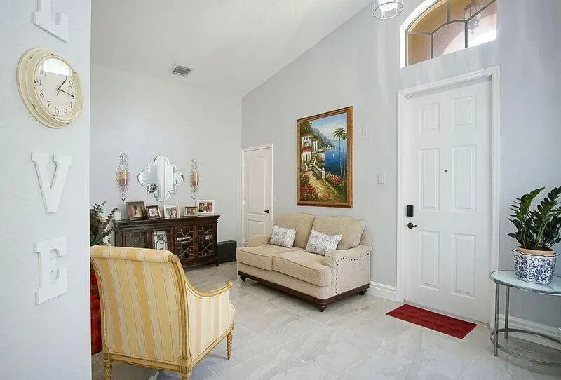 5770 Sunberry Circle