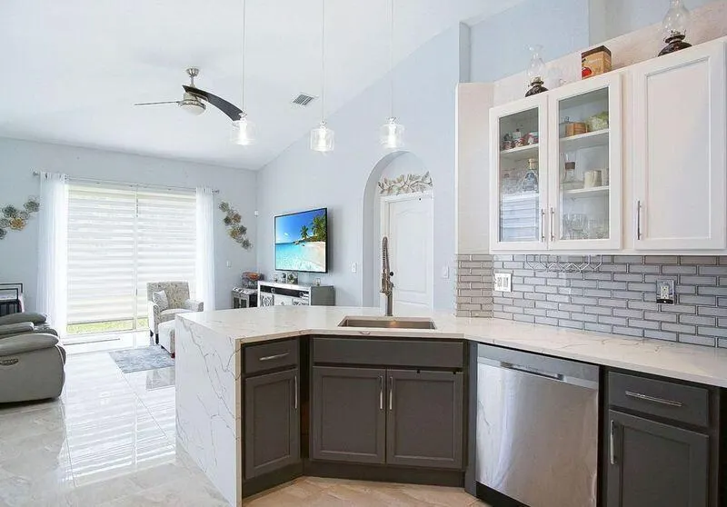 5770 Sunberry Circle