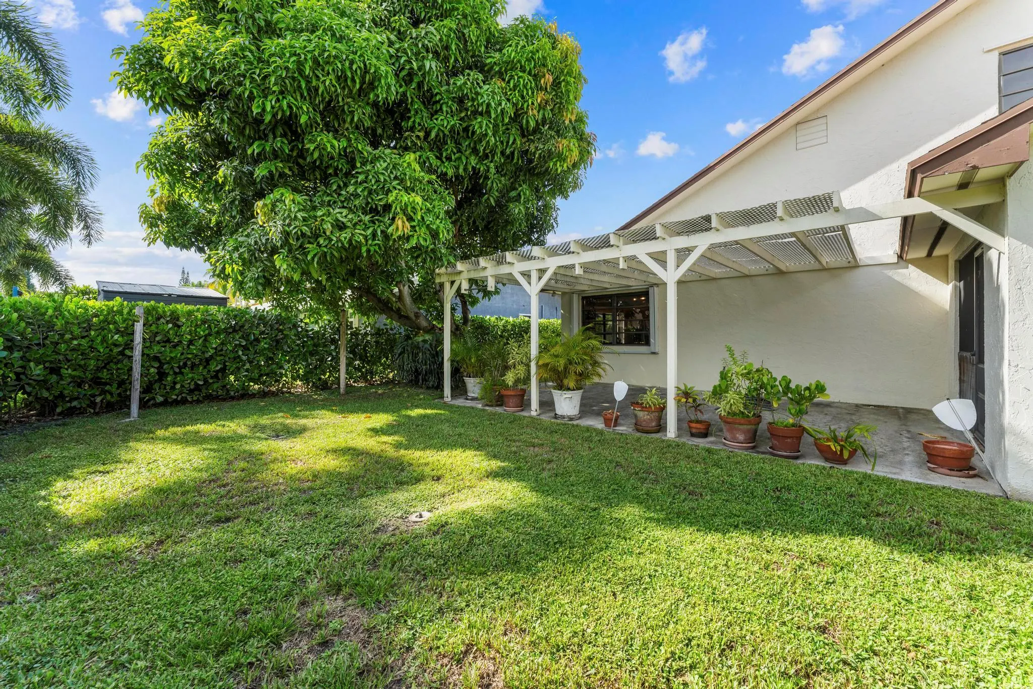 2282 Palmetto Road
