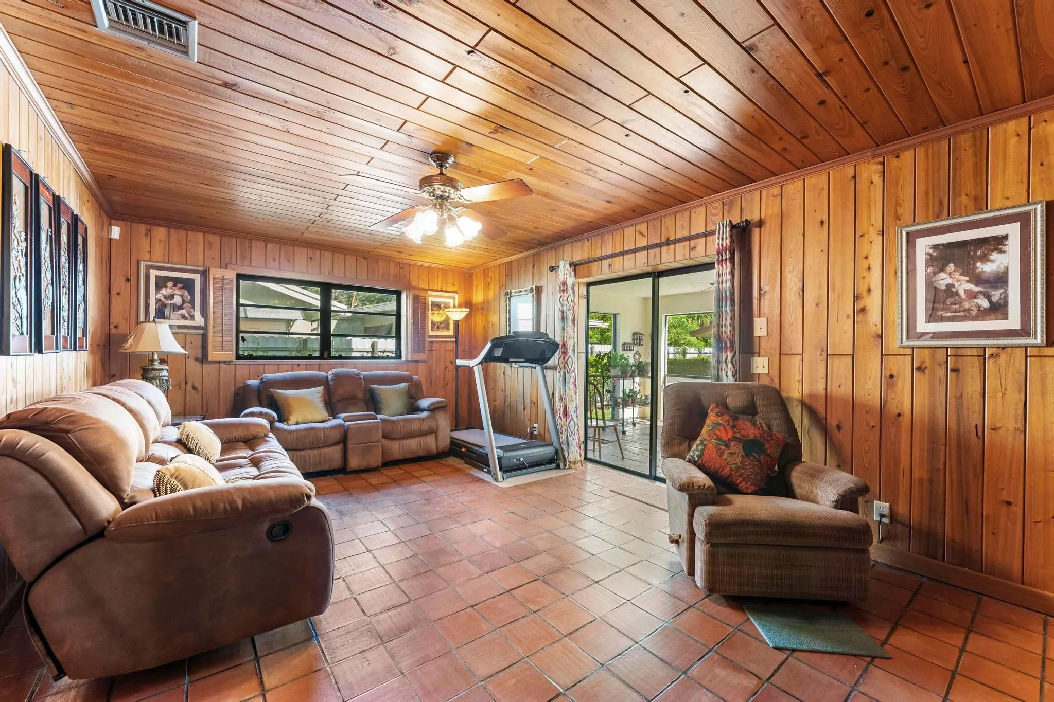2282 Palmetto Road