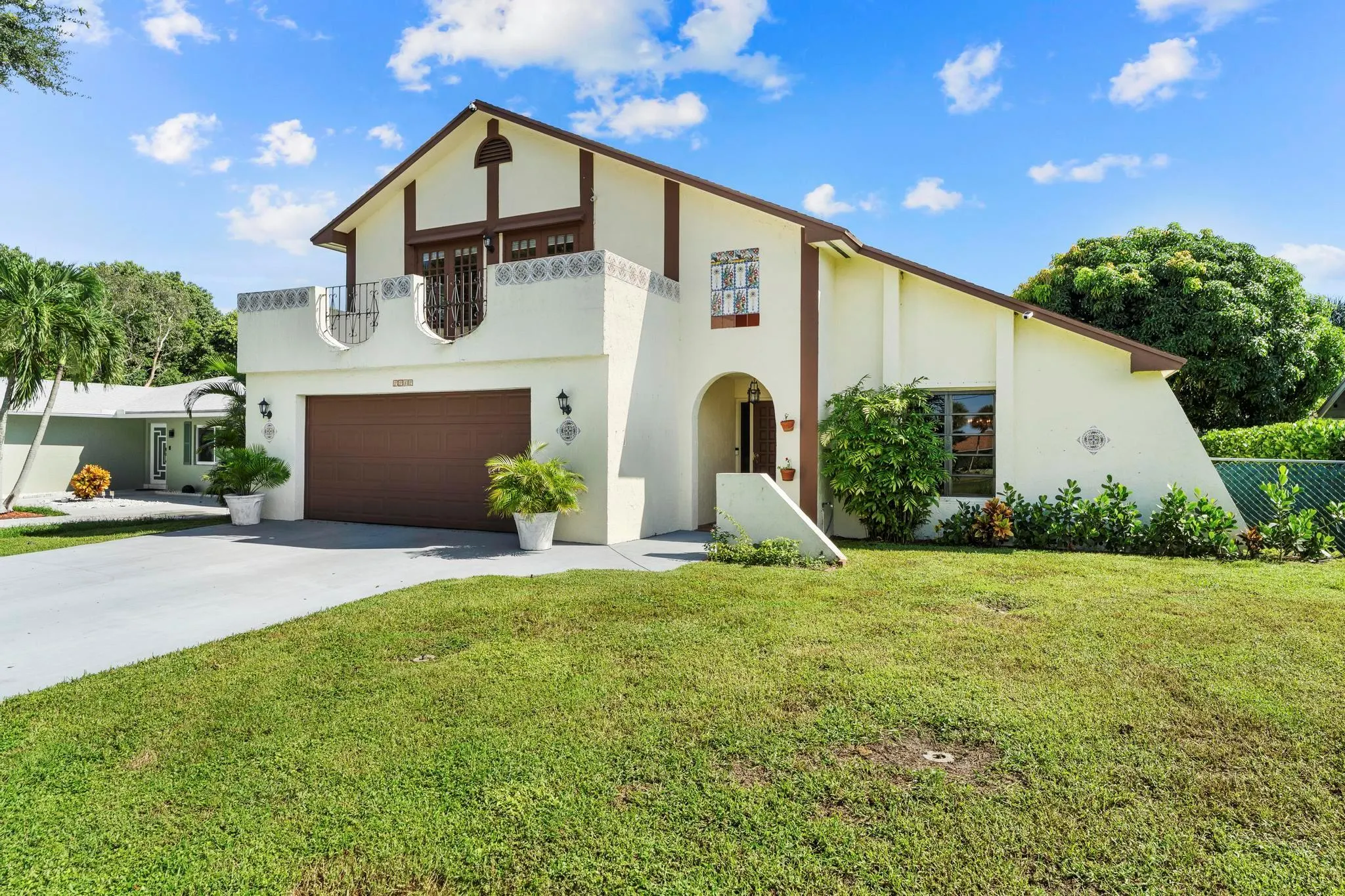 2282 Palmetto Road