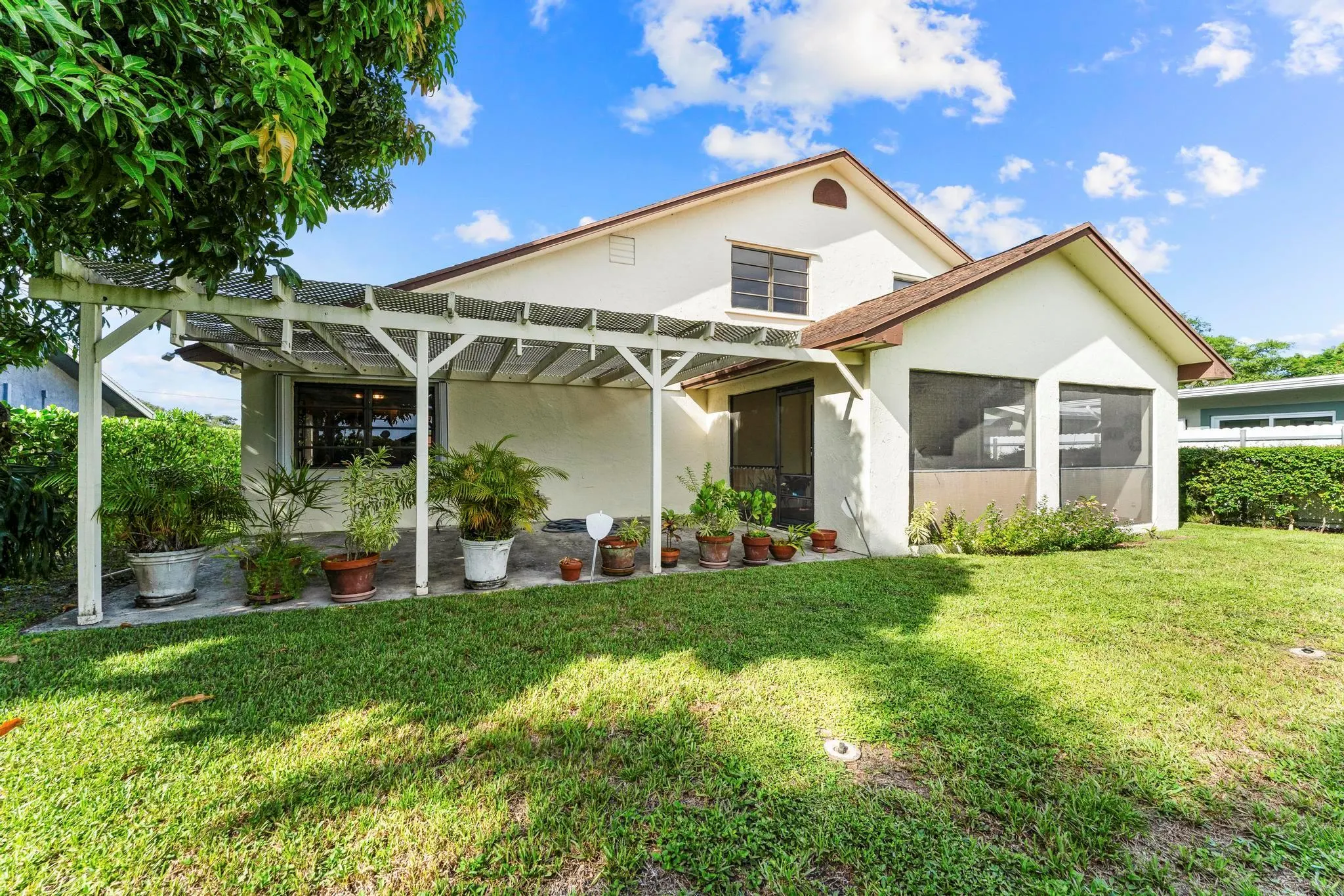 2282 Palmetto Road