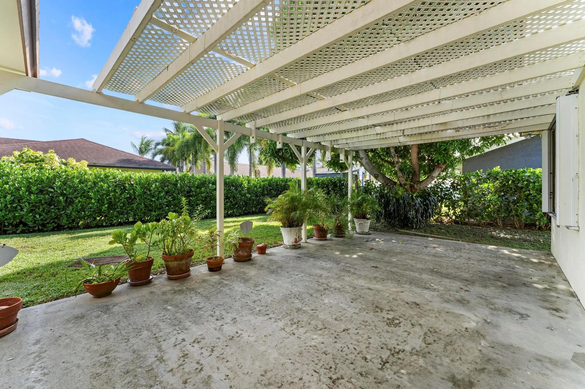 2282 Palmetto Road