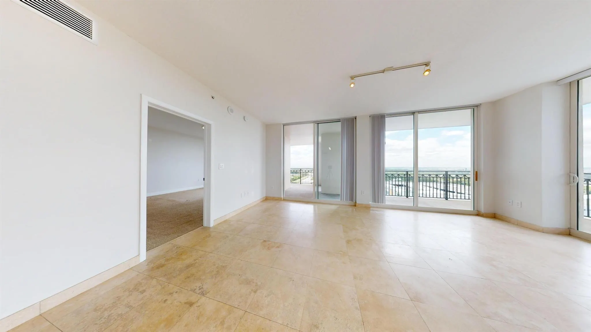 550 Okeechobee Boulevard, #1722