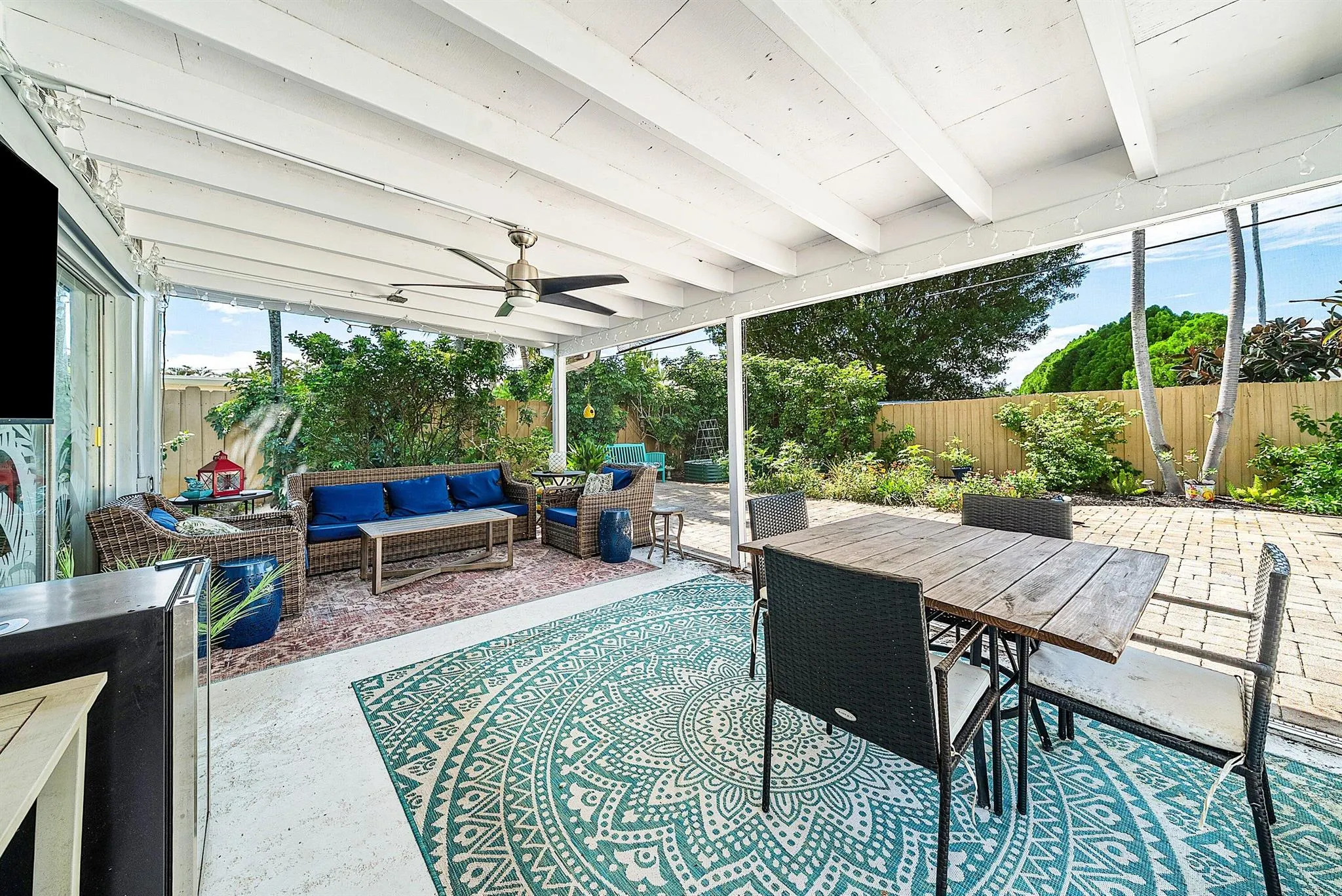 777 Lagoon Drive