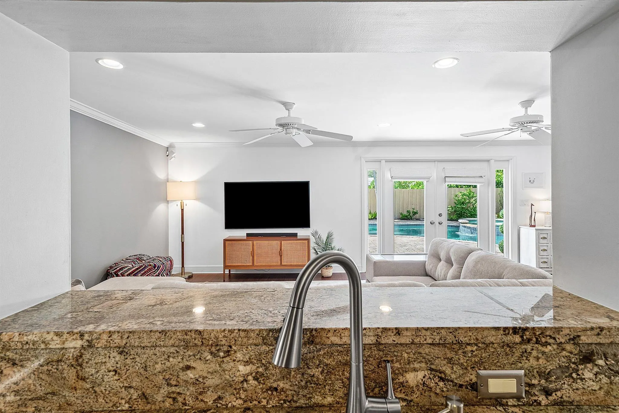 777 Lagoon Drive
