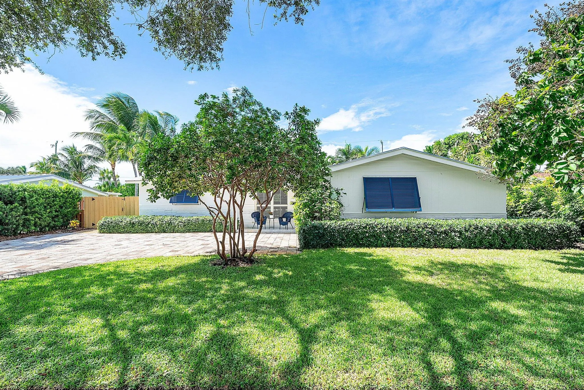 777 Lagoon Drive