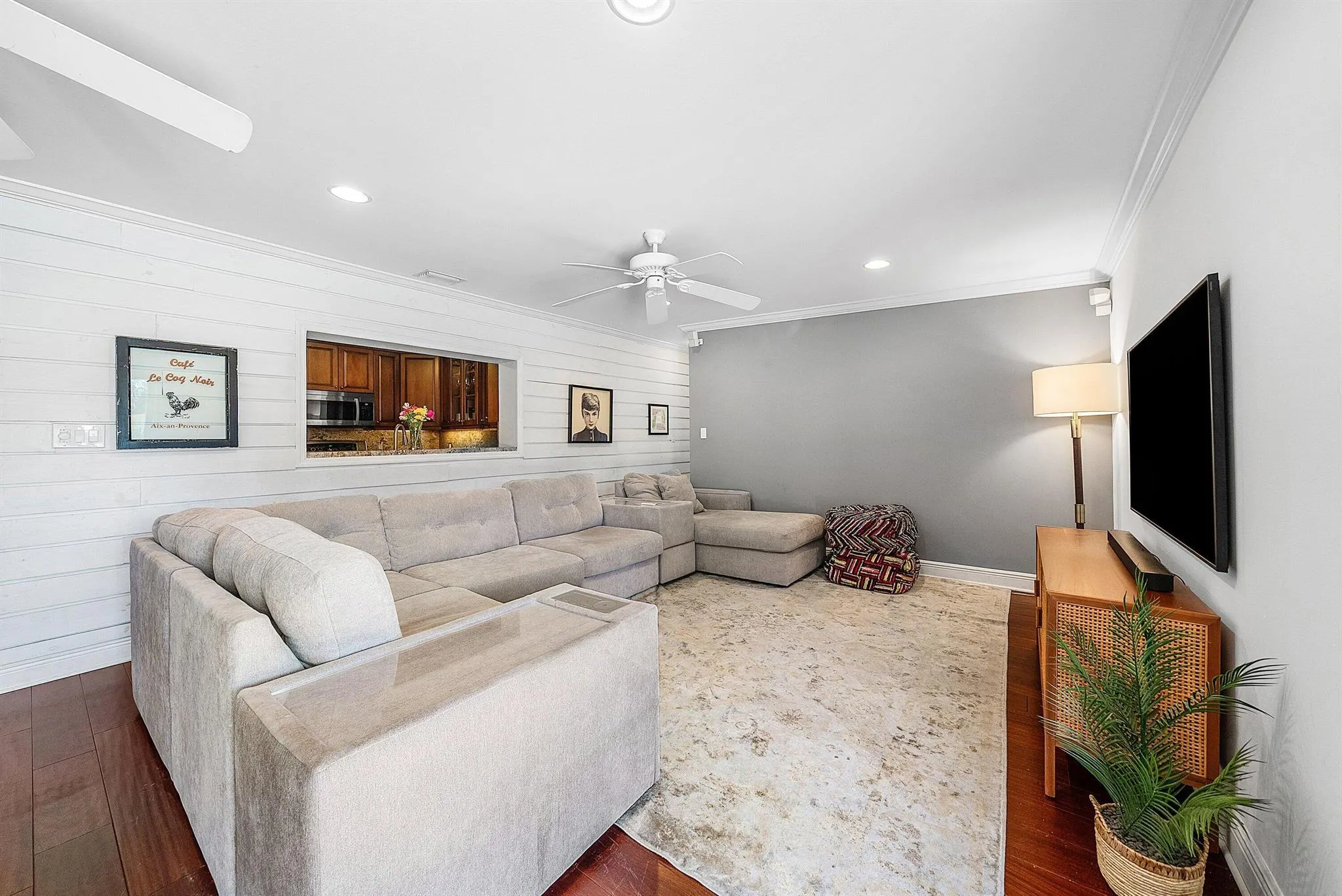 777 Lagoon Drive