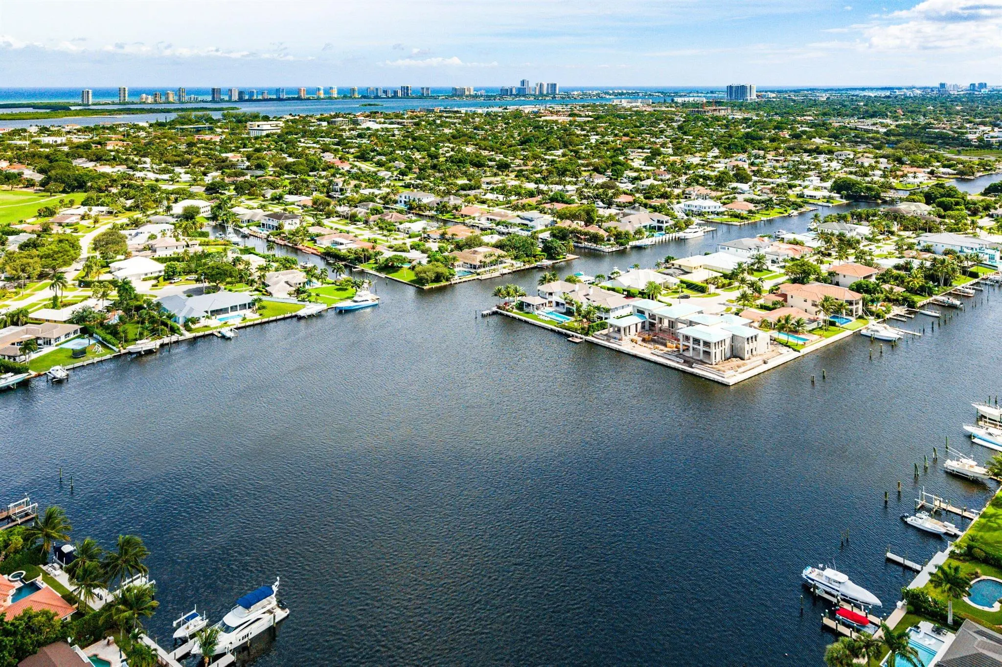 777 Lagoon Drive