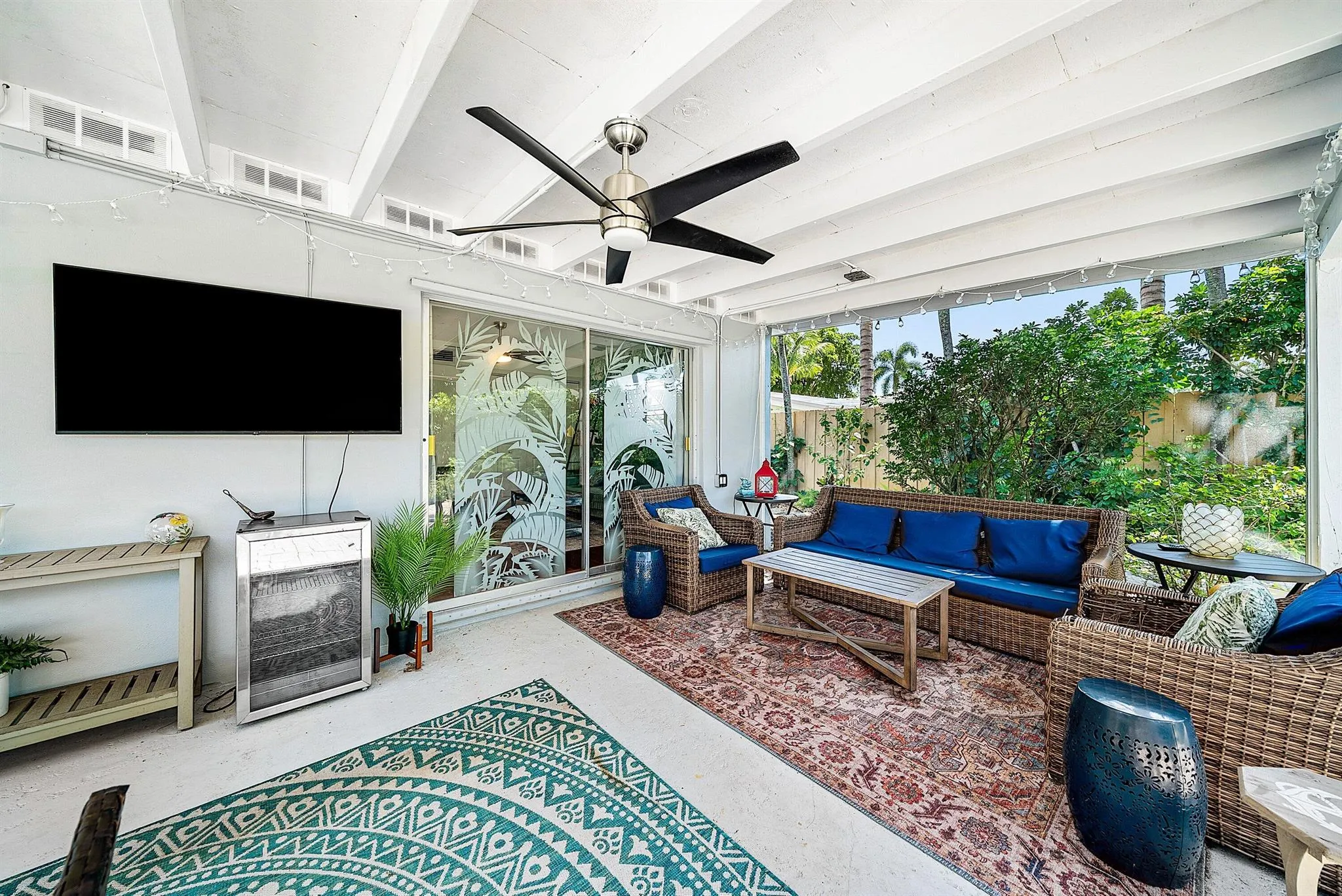 777 Lagoon Drive