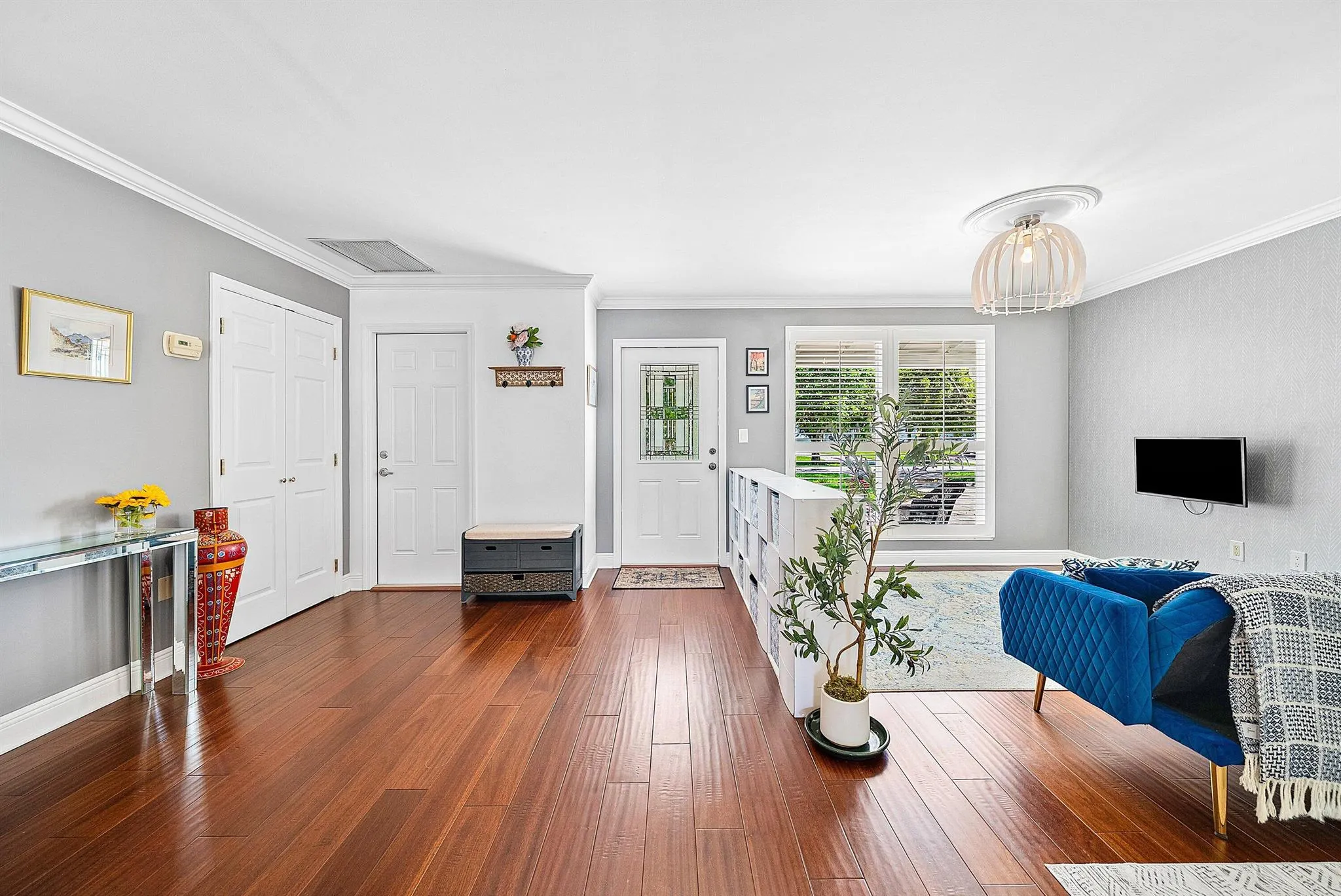 777 Lagoon Drive