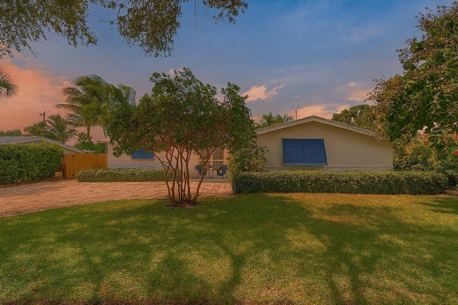 777 Lagoon Drive