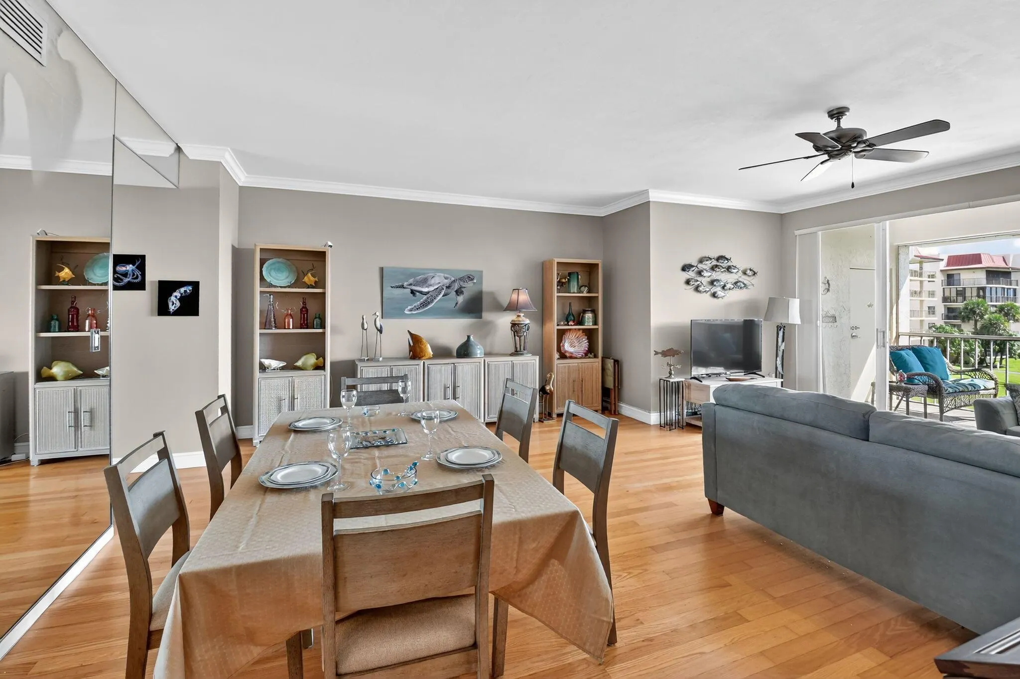 102 Half Moon Circle, #B3
