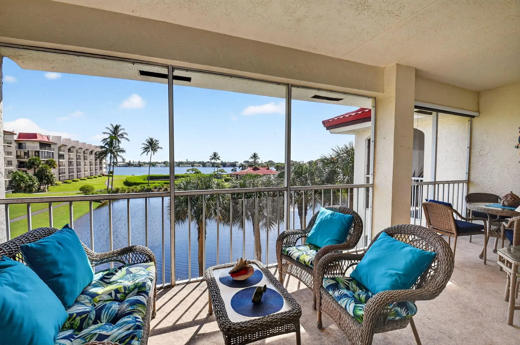 102 Half Moon Circle, #B3