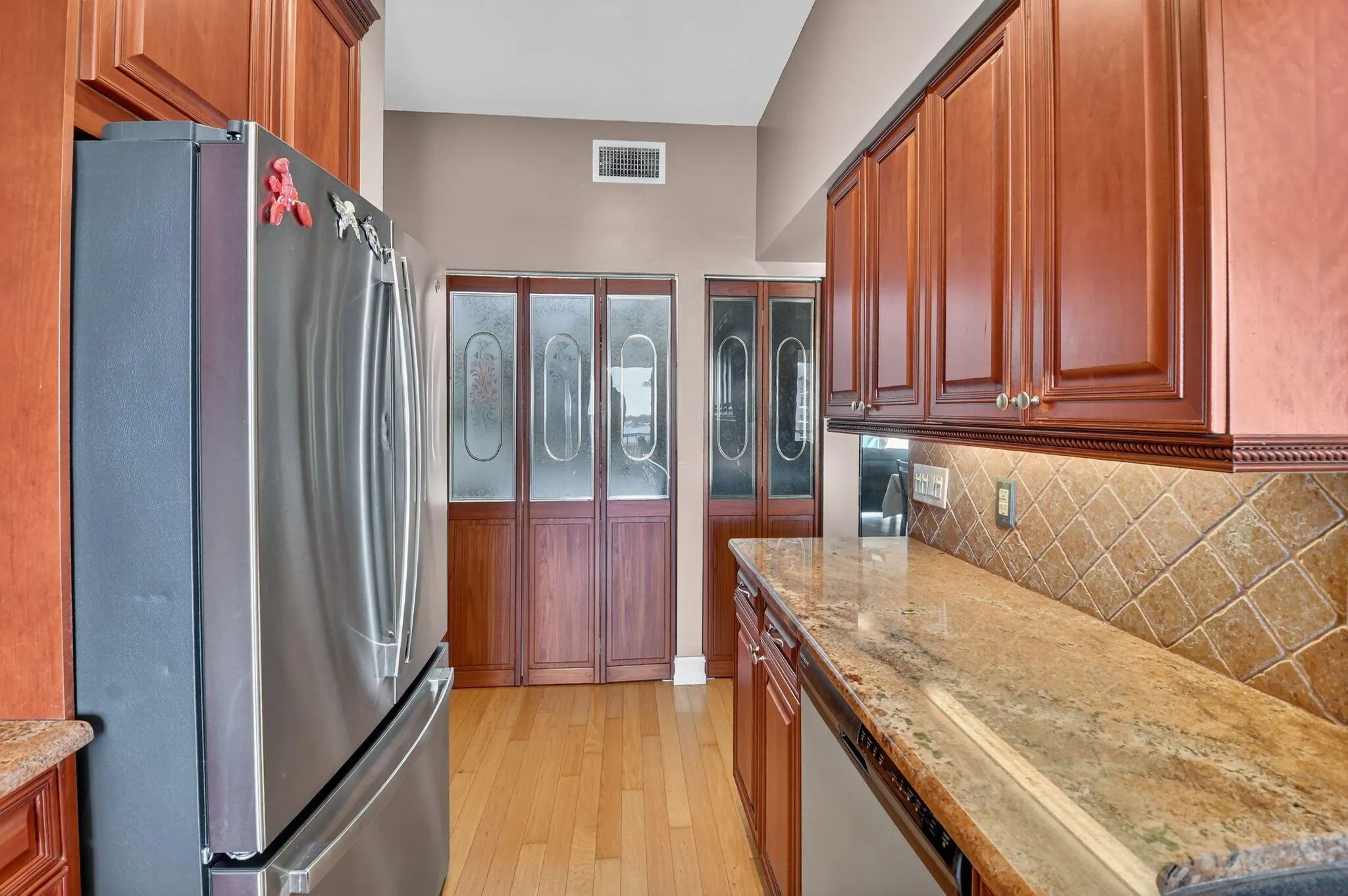 102 Half Moon Circle, #B3