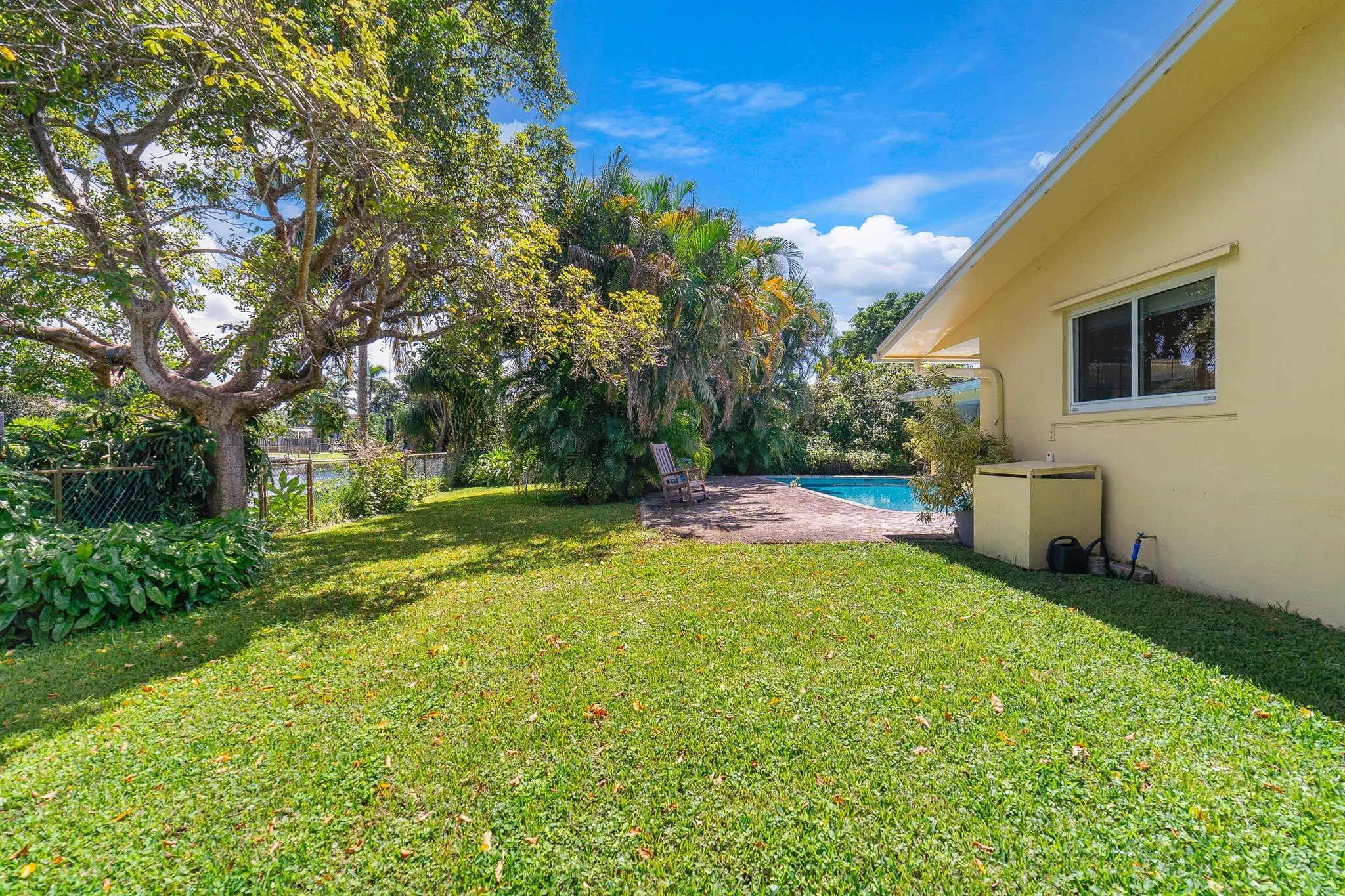 1040 Renmar Drive