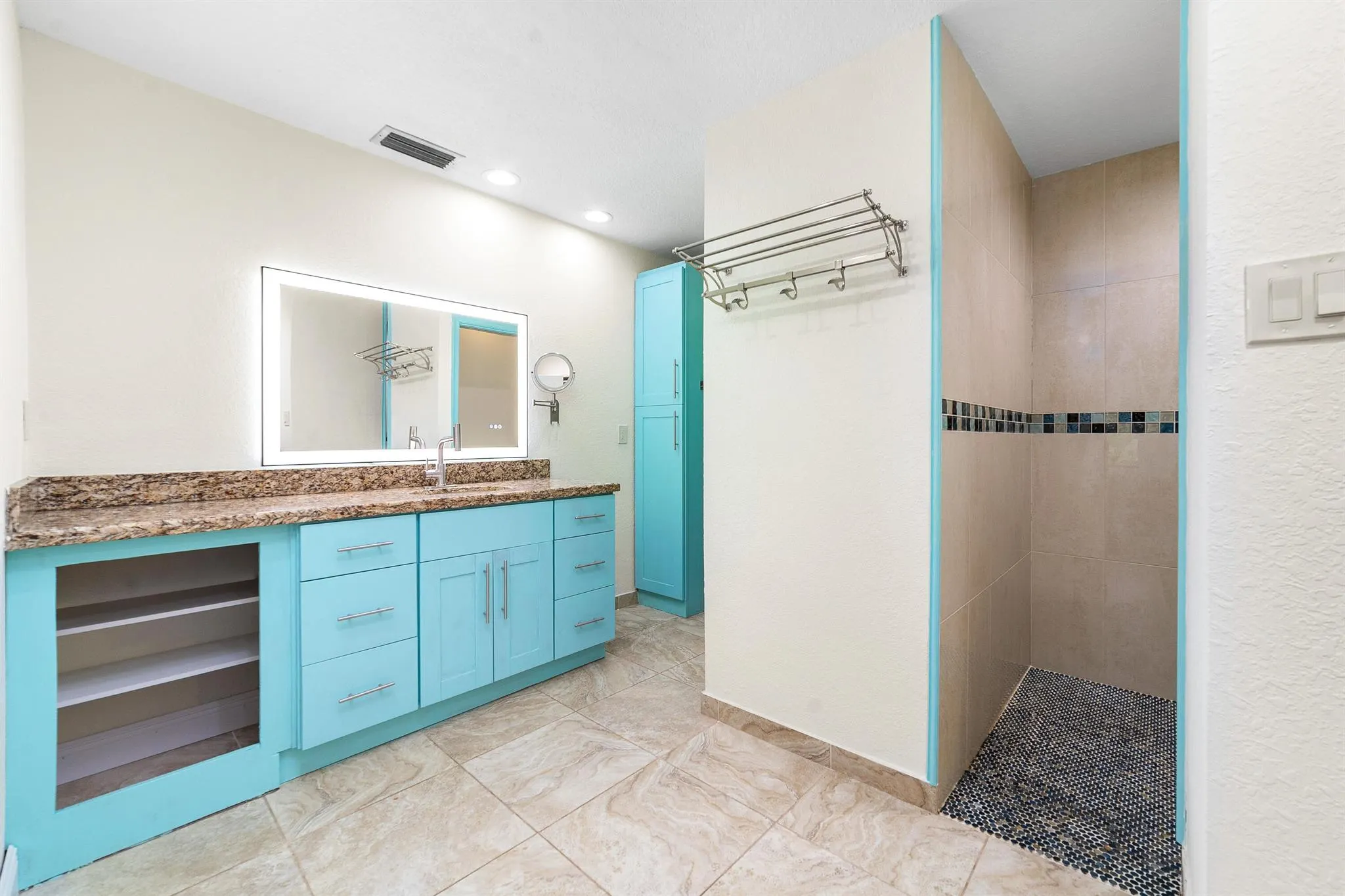 1040 Renmar Drive