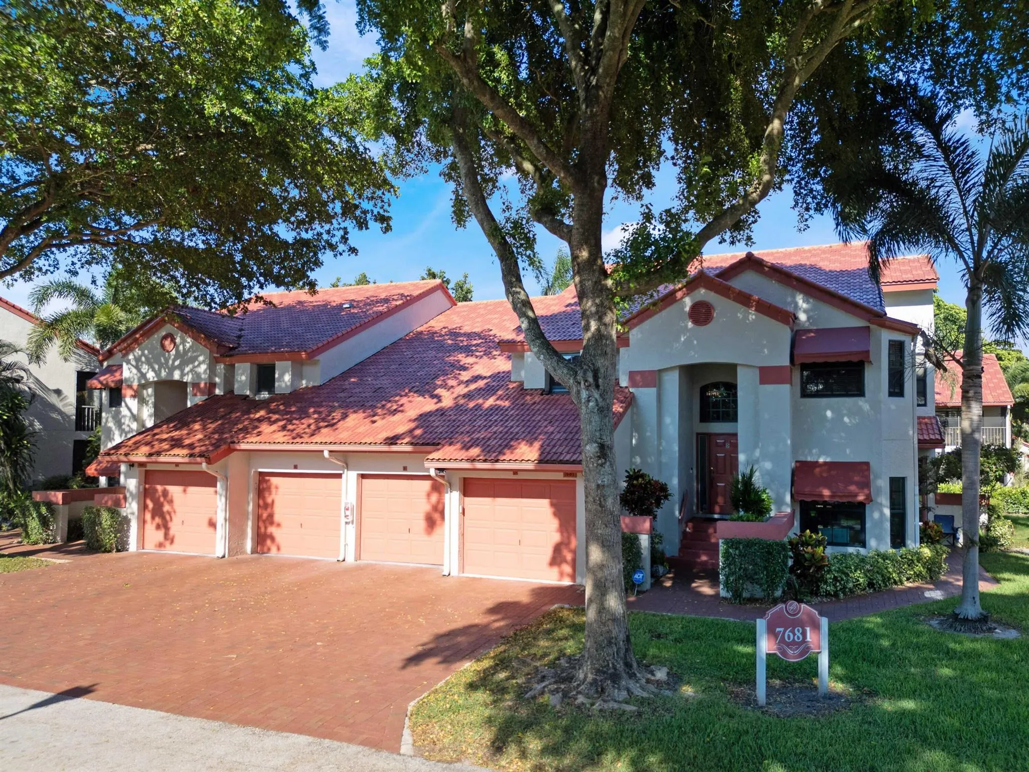 7681 Lexington Club Boulevard, #B