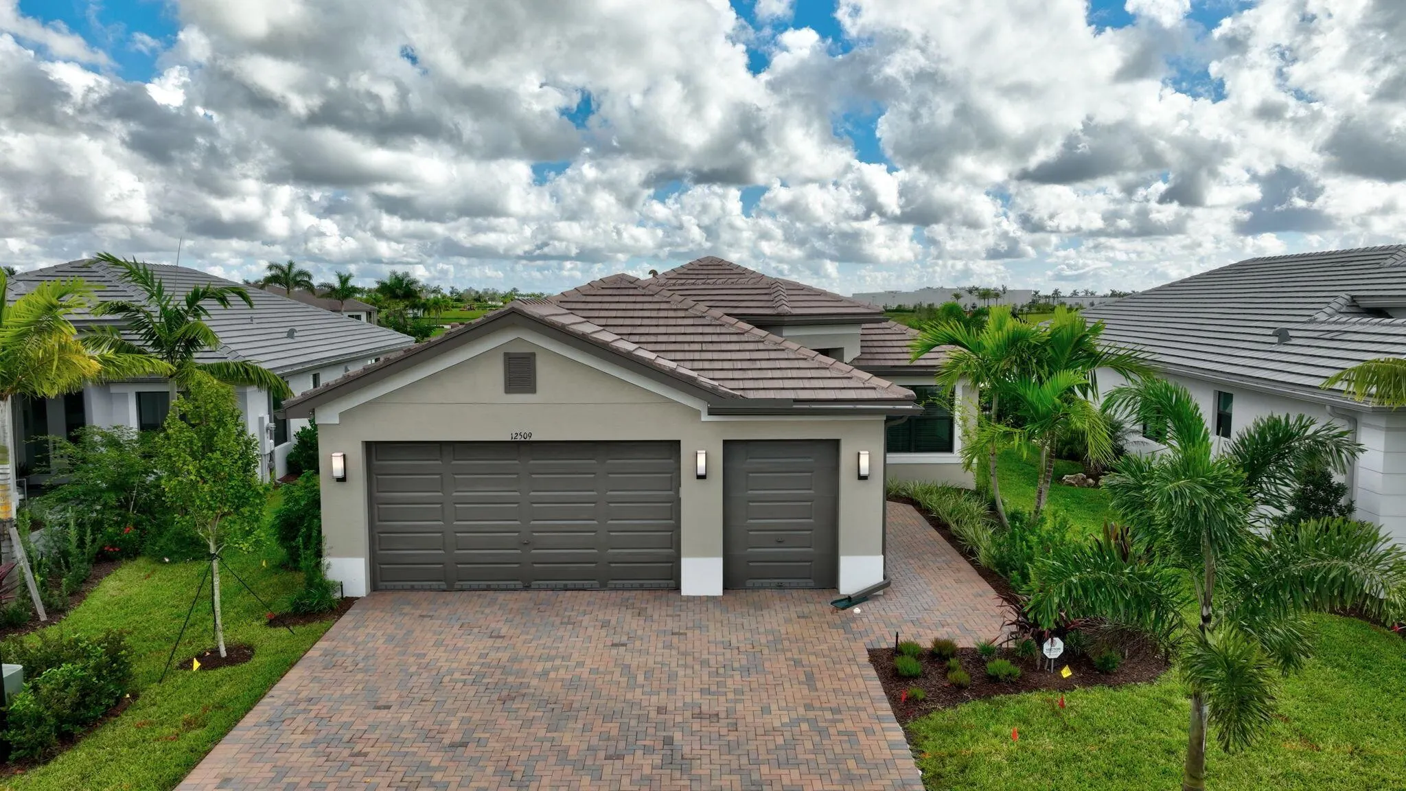 12509 SW Laguna Reef Drive