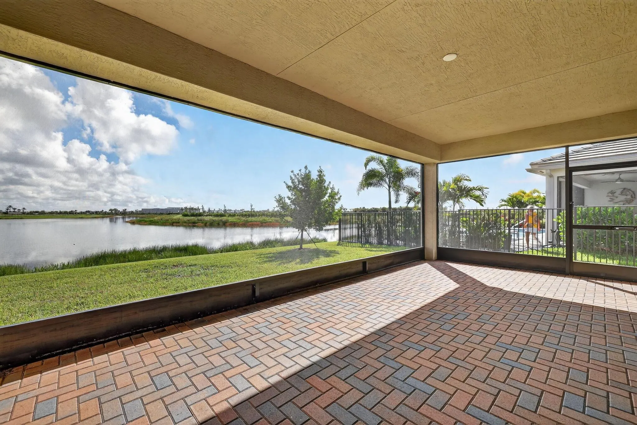 12509 SW Laguna Reef Drive