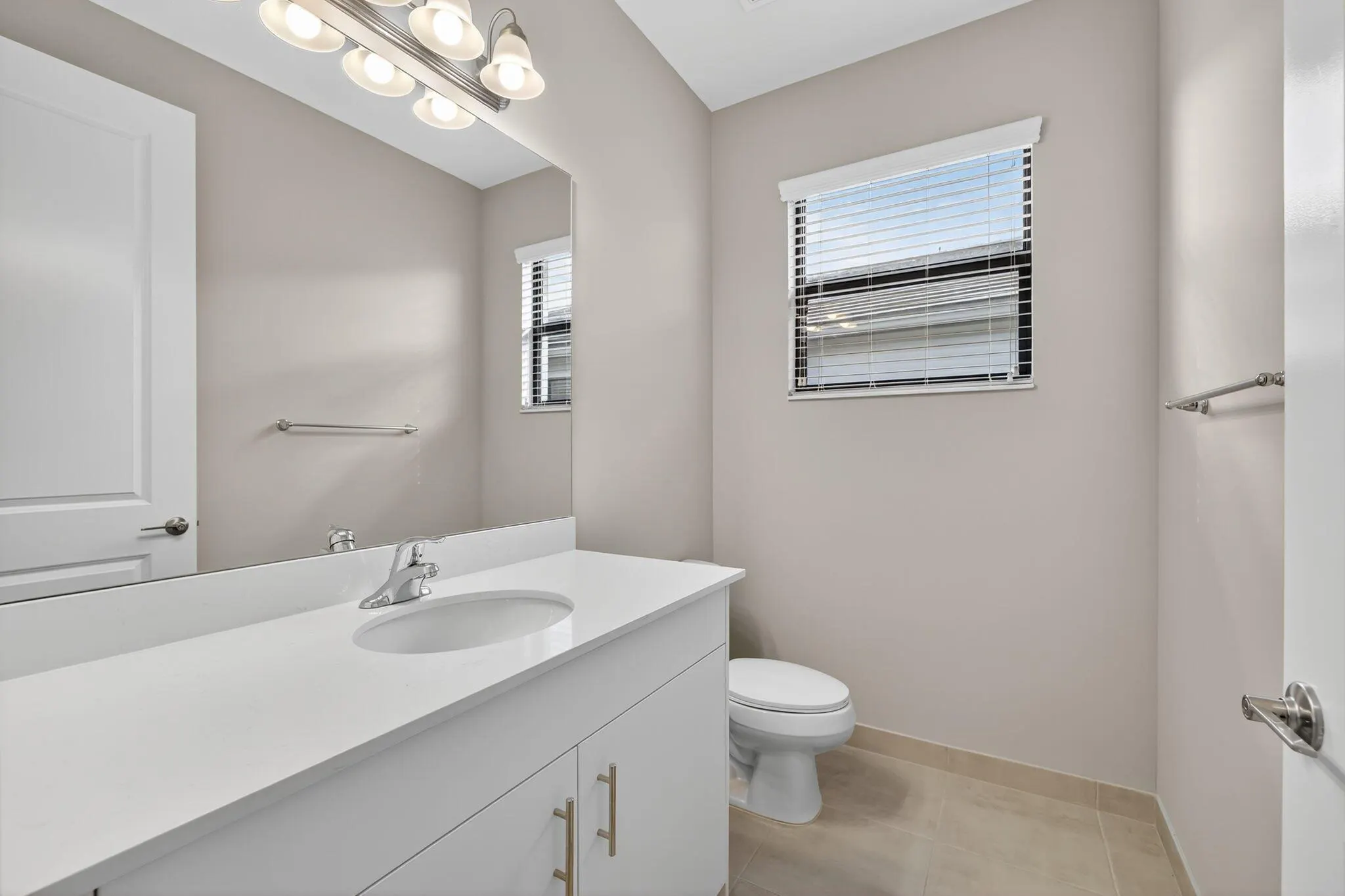 12509 SW Laguna Reef Drive