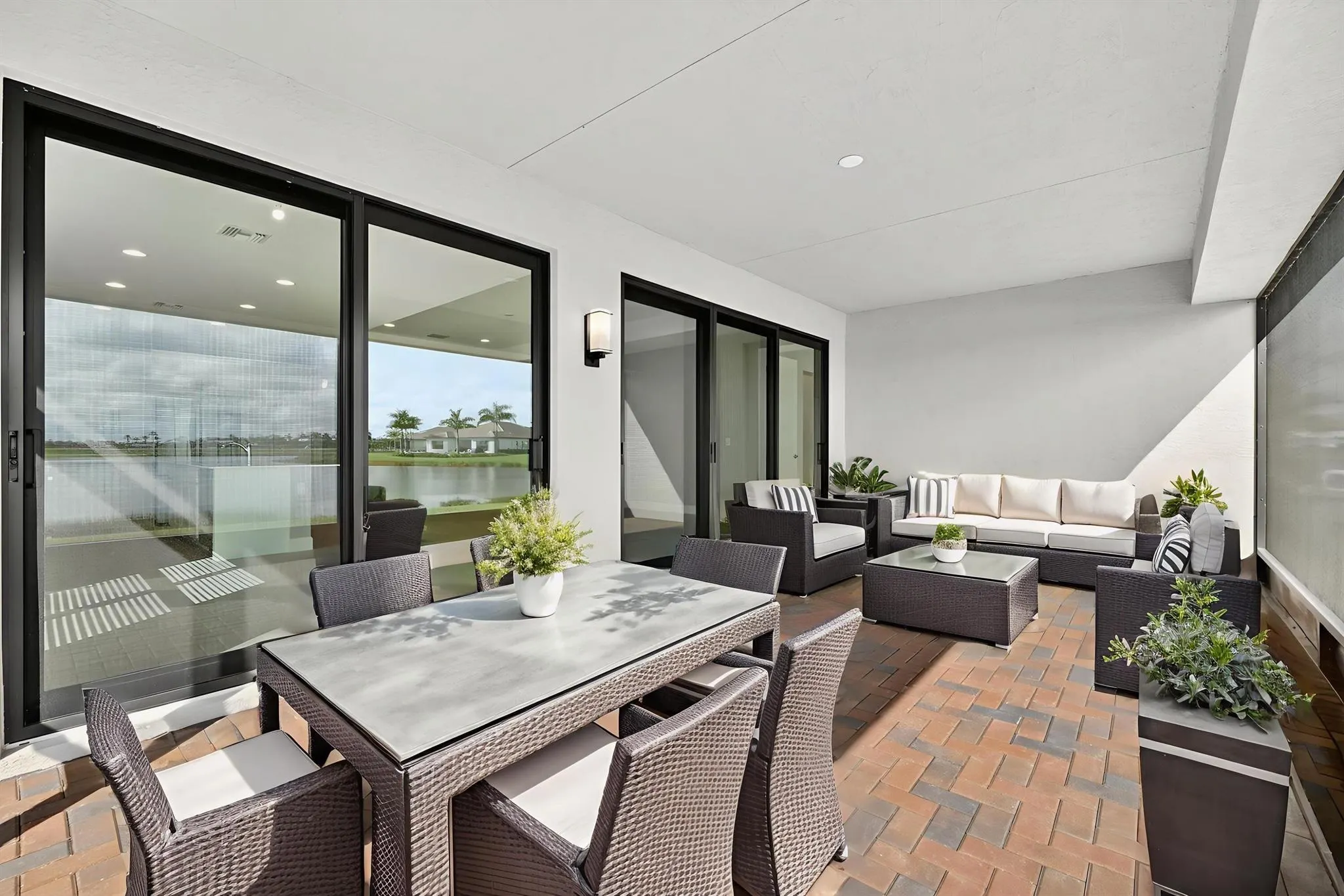 12509 SW Laguna Reef Drive