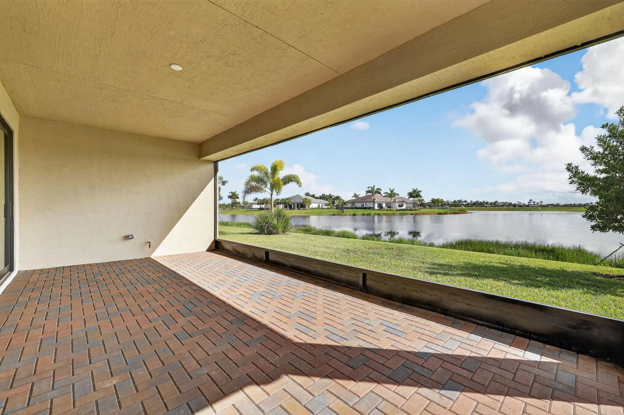 12509 SW Laguna Reef Drive