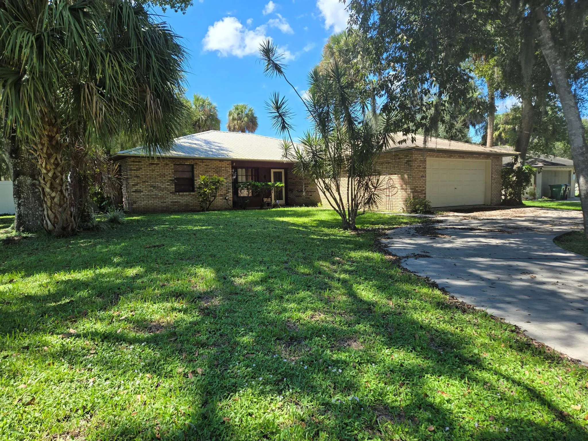 1453 SW 18th Terrace