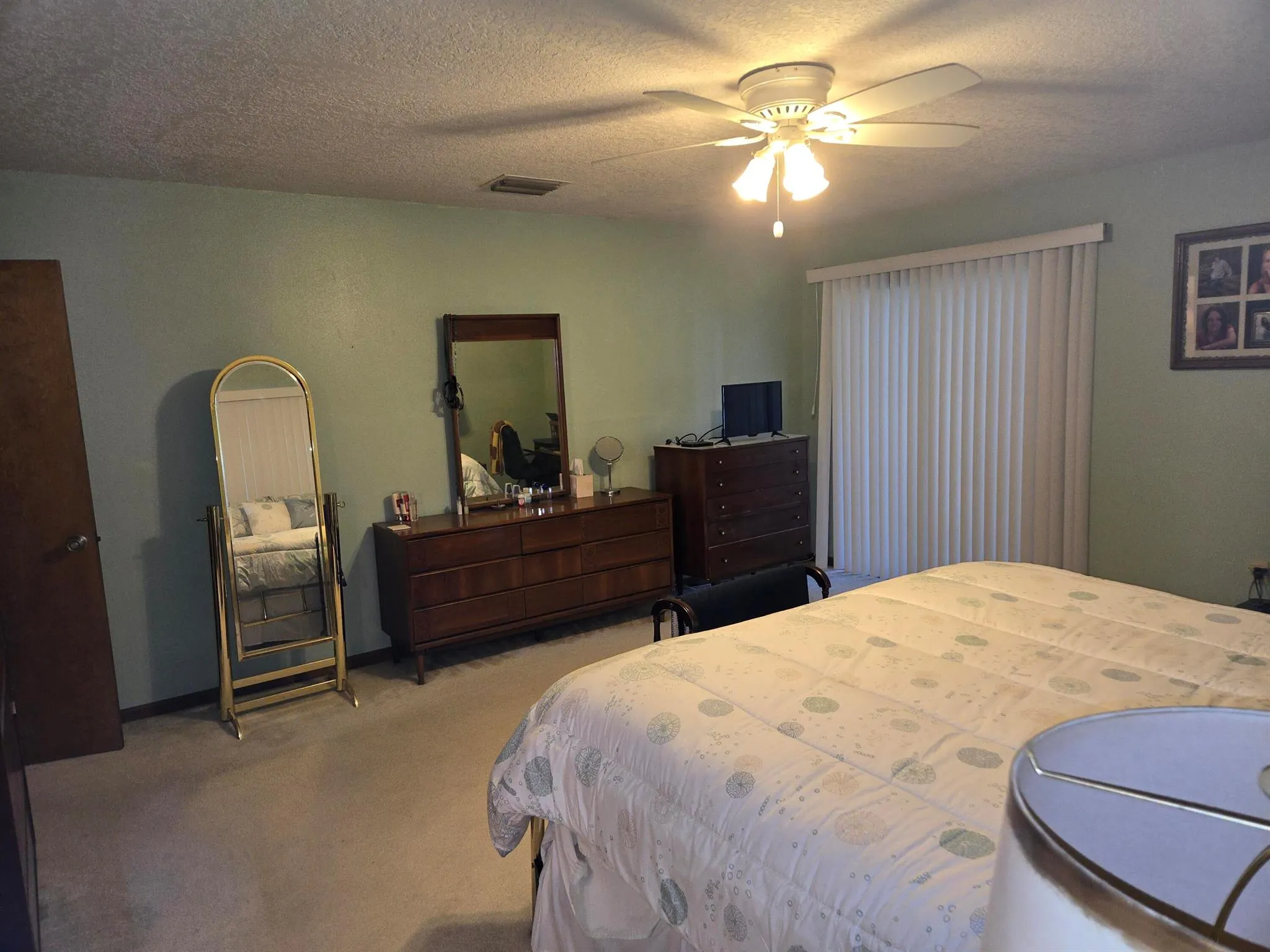 1453 SW 18th Terrace