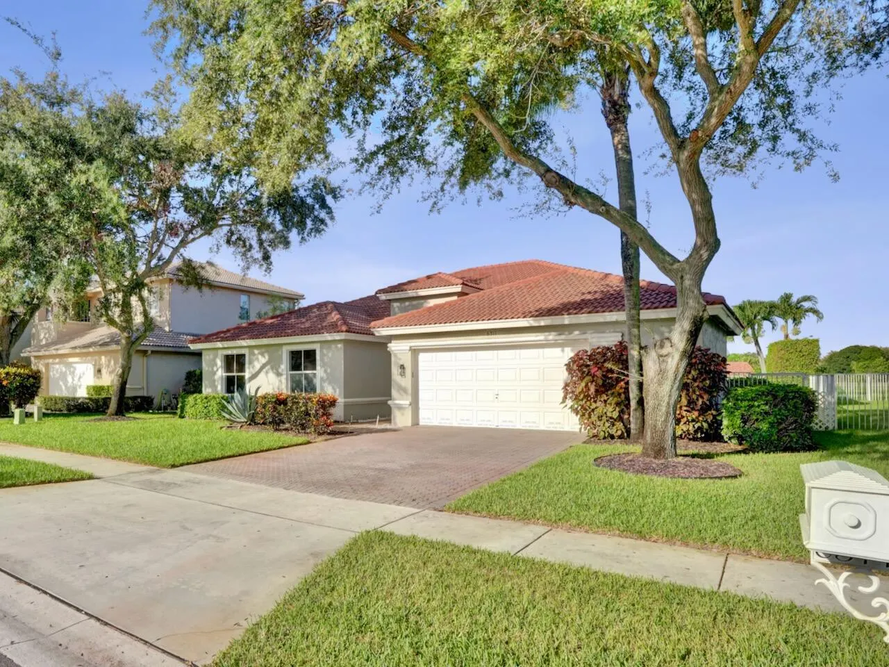 6311 Shadow Tree Lane