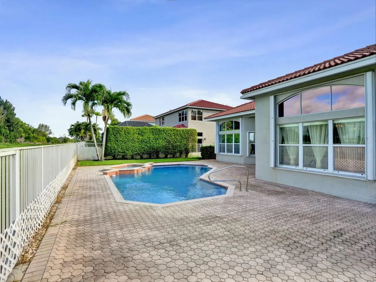 6311 Shadow Tree Lane