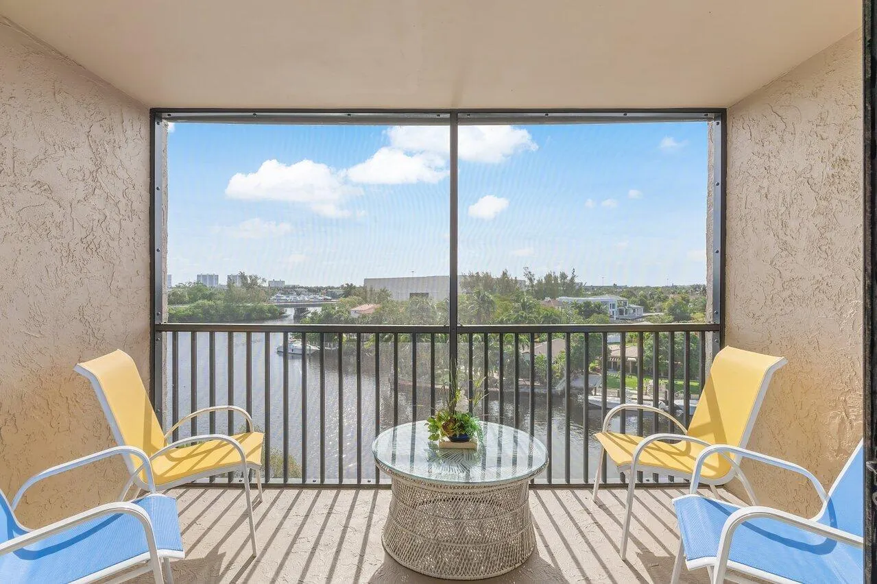 13 Royal Palm Way, #602