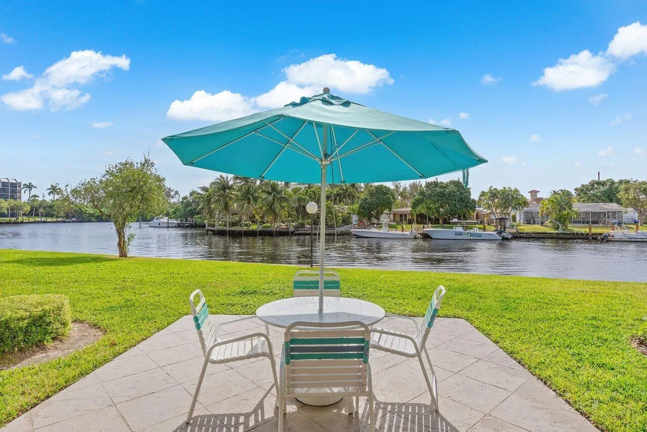 13 Royal Palm Way, #602
